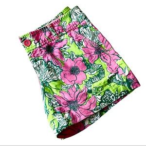 Ladies size 4 Lilly Pulitzer Bloomin cocoonin shorts.